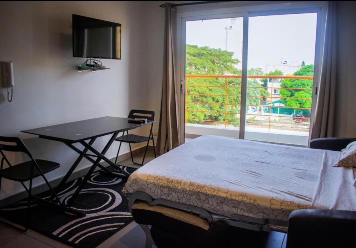 Le First Concept Appartement Dakar Buitenkant foto